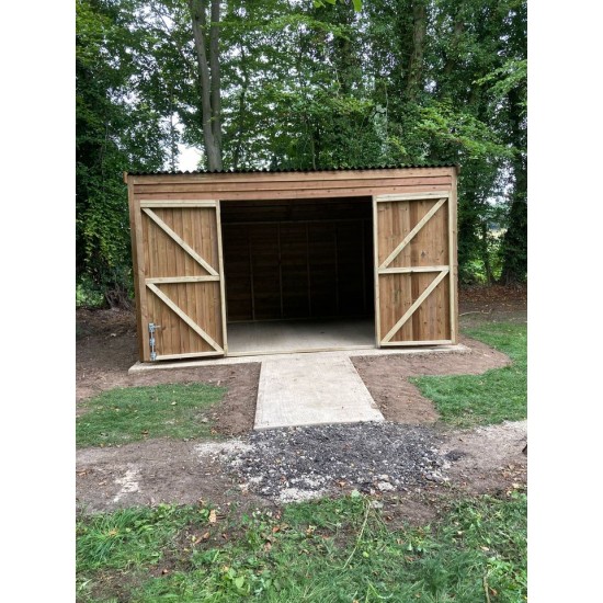12ft x 12ft barn / storage
