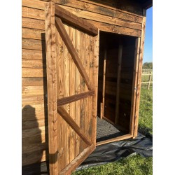 24ft x 12ft shelter and storage tack room