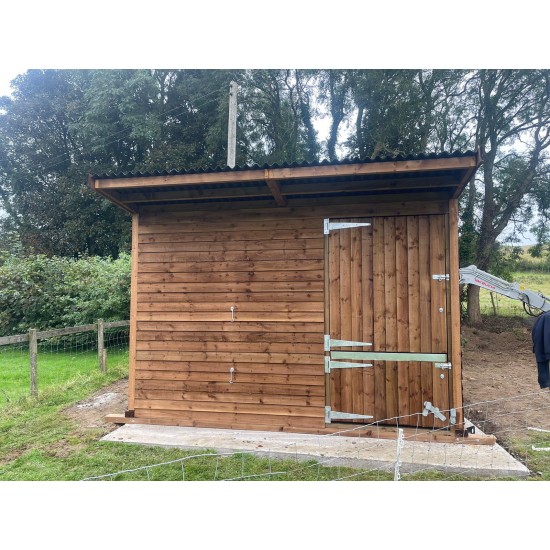 12x12 stable with Shetland door 