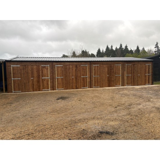 4 Bay Garage / Shelter / Storage 